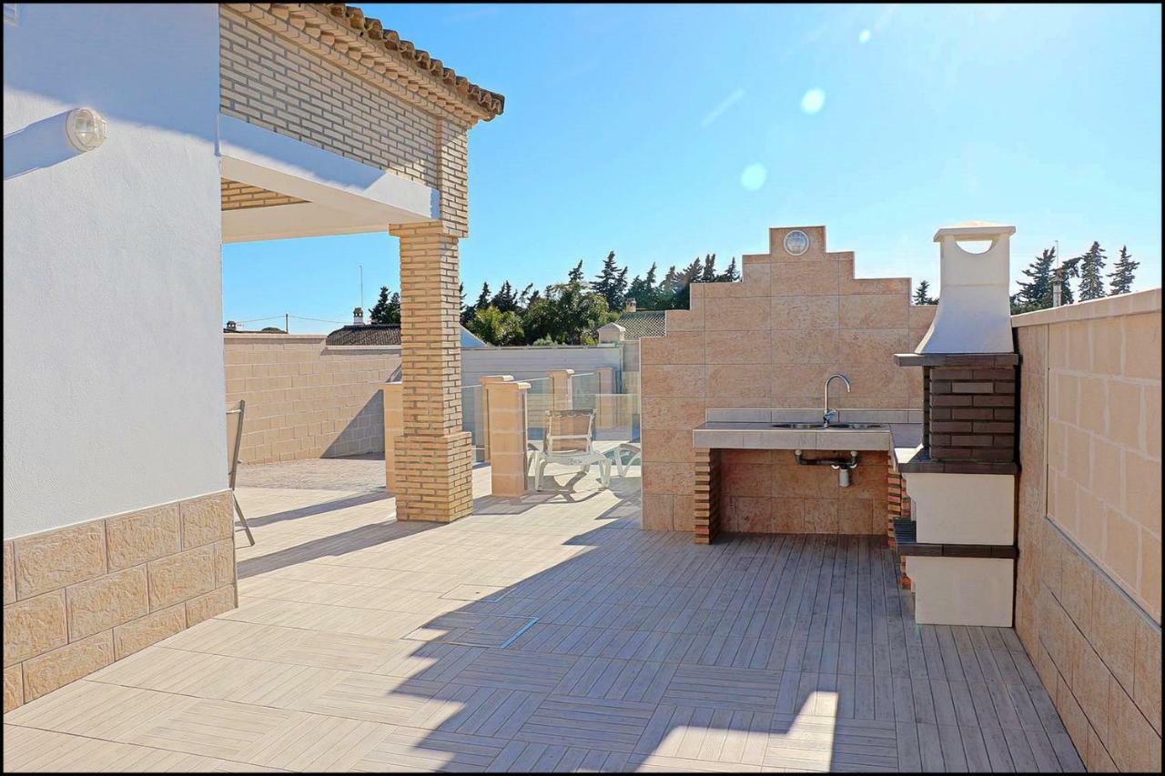 Chalet Penuelas Con Piscina Коніль-де-ла-Фронтера Екстер'єр фото