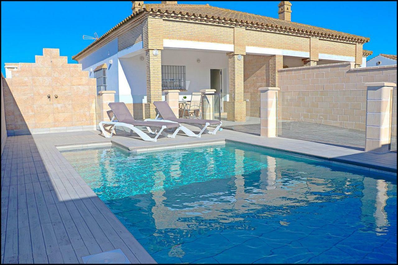 Chalet Penuelas Con Piscina Коніль-де-ла-Фронтера Екстер'єр фото